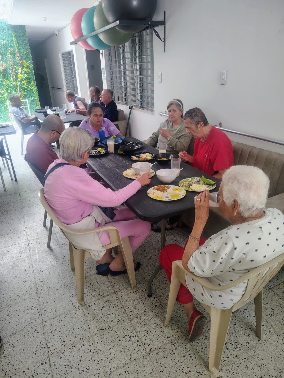 La hora del almuerzo, todos juntos
